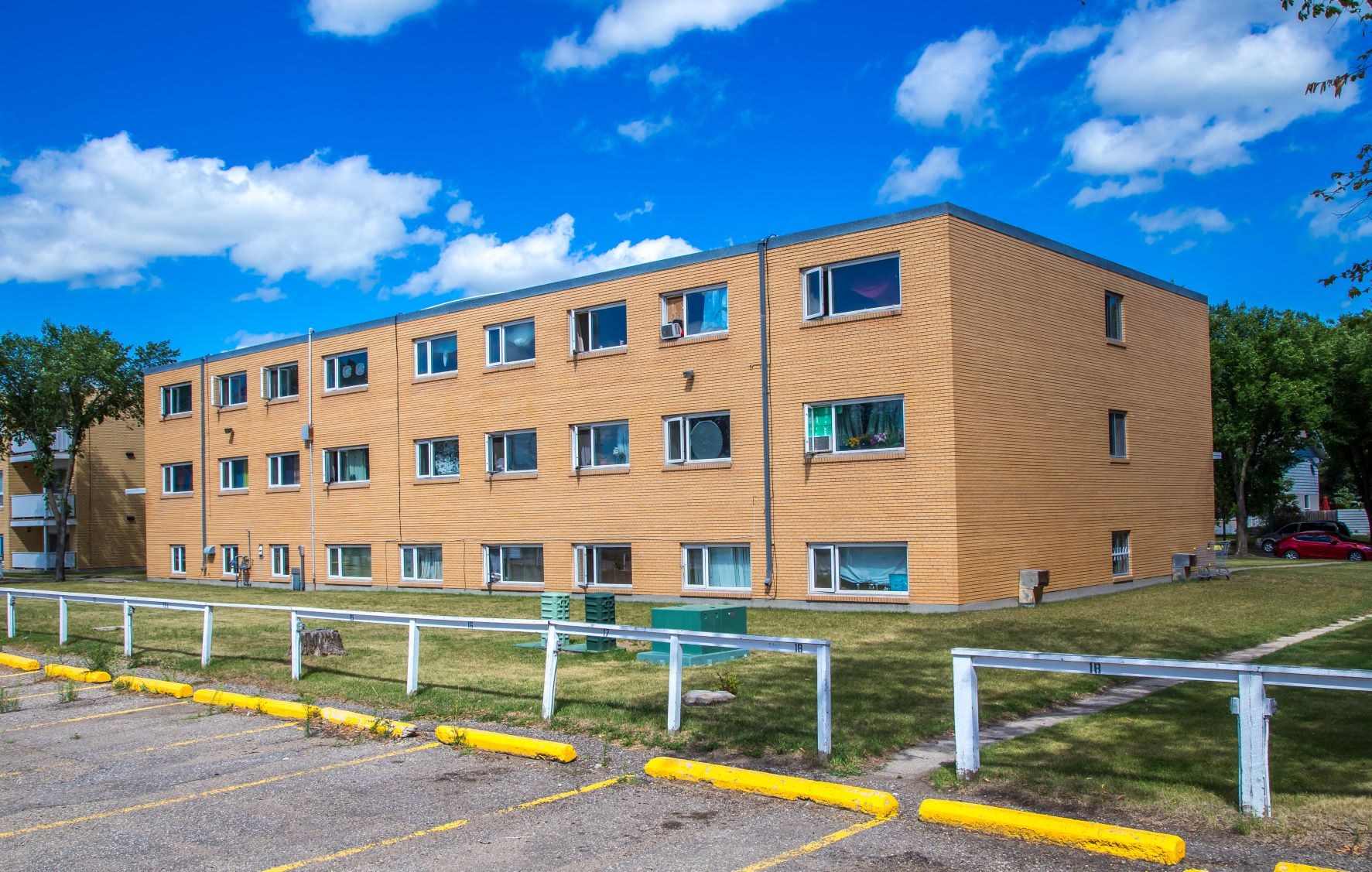 Apartments under $1000 in Manitoba | RENTCafé